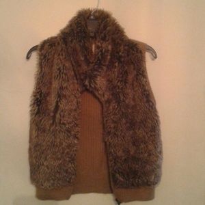 Fur vest